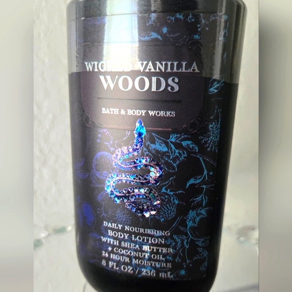 Wicked Vanilla Woods • 2 Piece - Picture 5 of 12